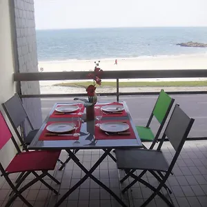 Front De Appartement Quiberon